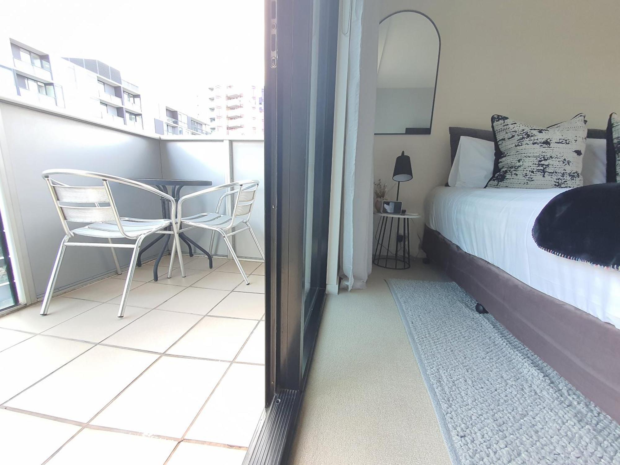 Harbour Escape Apartments Docklands Melbourne Exteriör bild