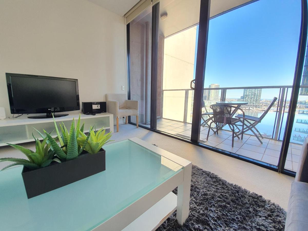 Harbour Escape Apartments Docklands Melbourne Exteriör bild
